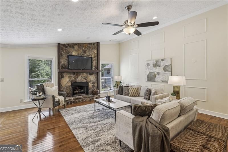 255 Broken Lance Place Johns Creek - 2