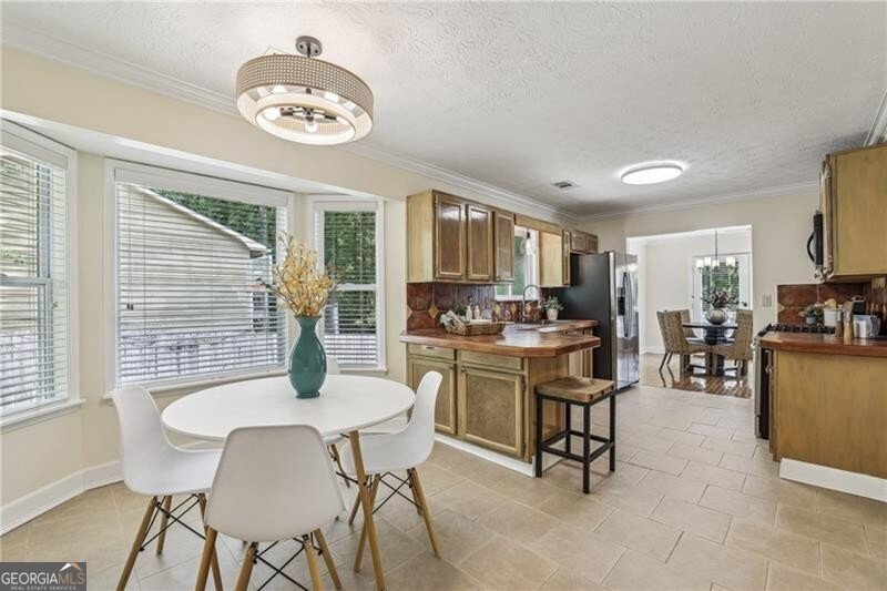 255 Broken Lance Place Johns Creek - 3
