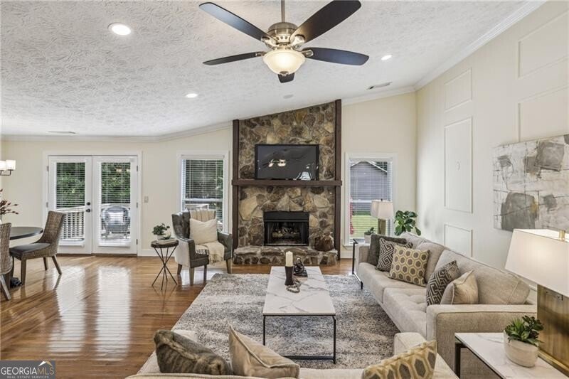 255 Broken Lance Place Johns Creek - 9