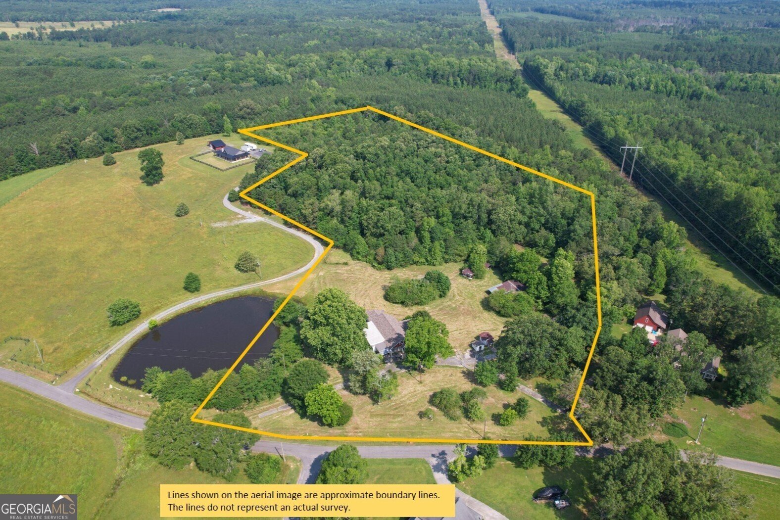 221 Dry Creek Road Adairsville - 1