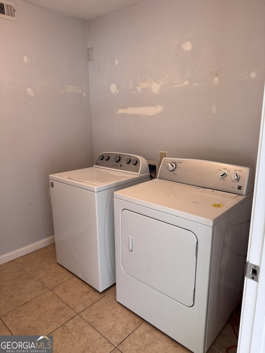 592 Long Oak Drive Gainesville - 30