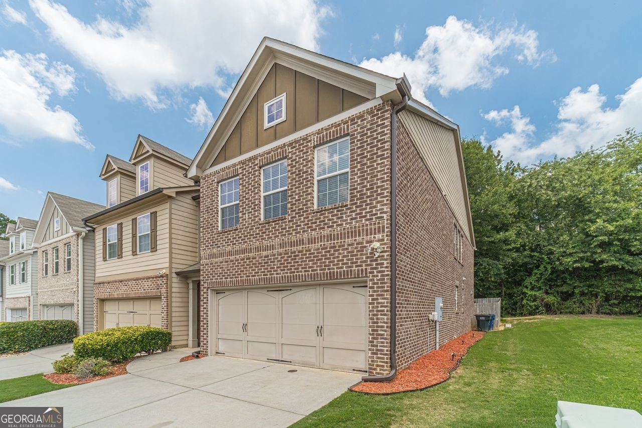 3255 CLEAR VIEW Drive Snellville - 2