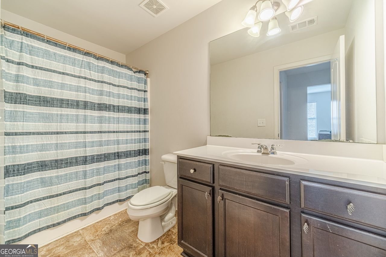 3255 CLEAR VIEW Drive Snellville - 23