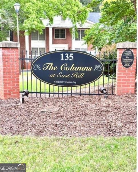 135 E Hill St Decatur - 1