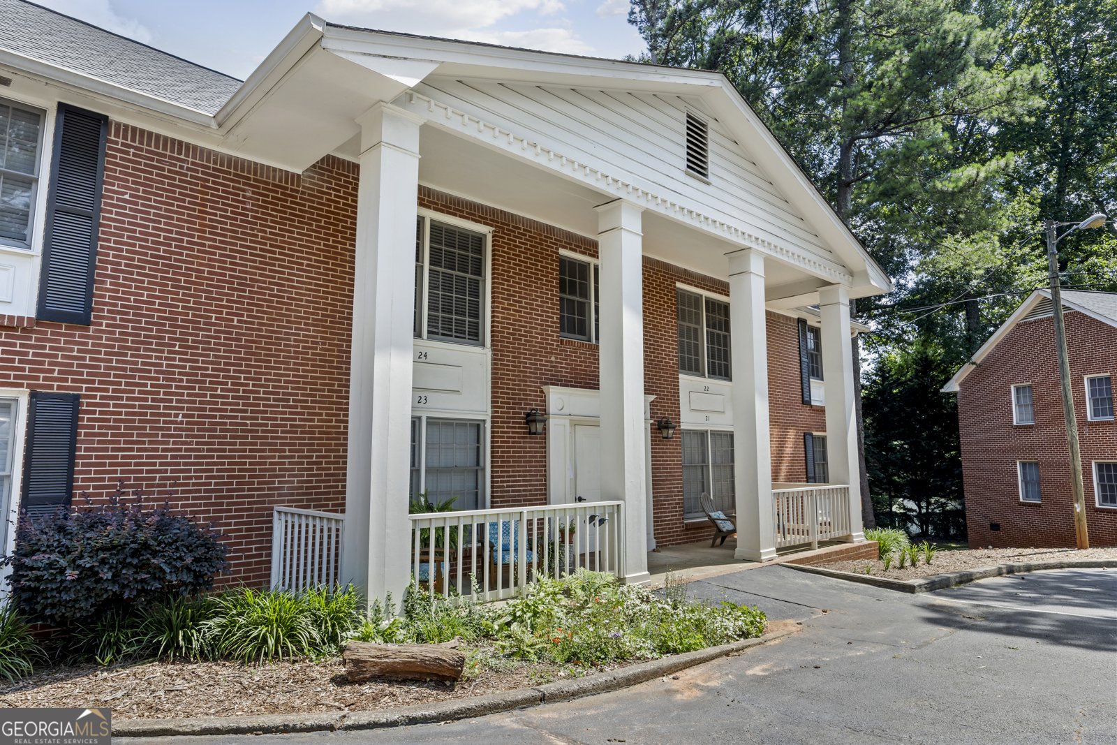 135 E Hill St Decatur - 4