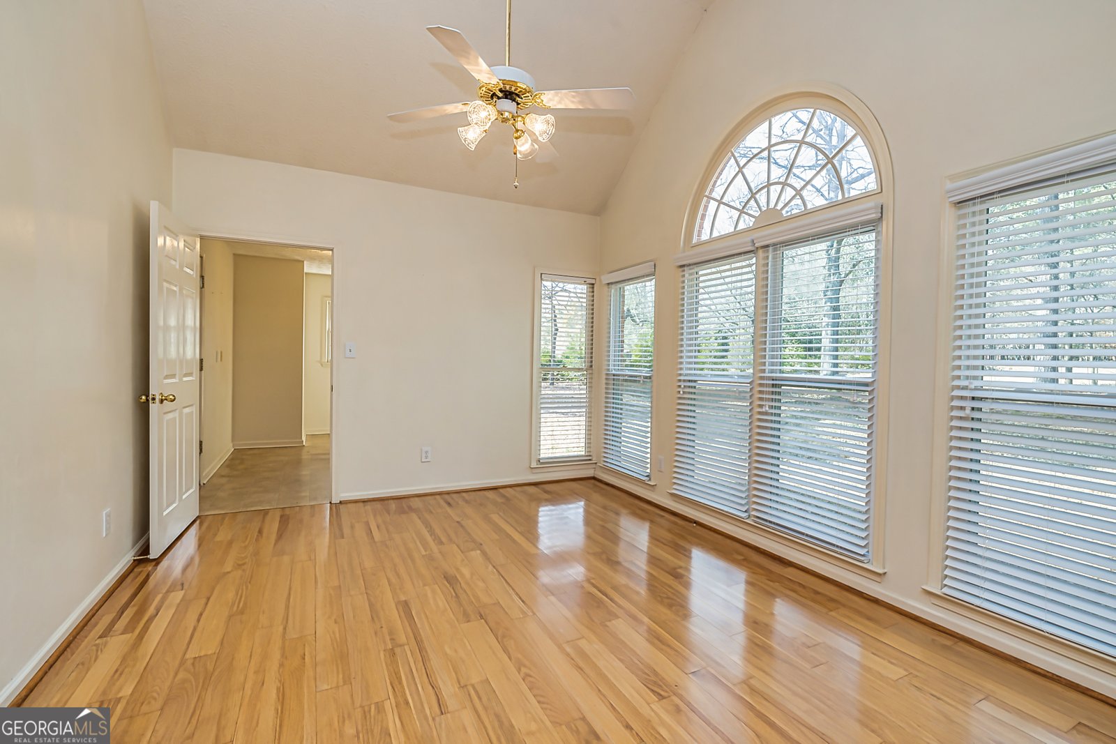 195 Youngs Circle Fayetteville - 14