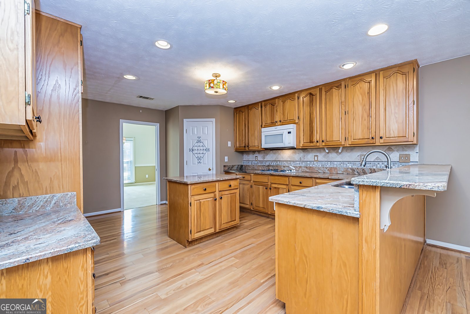 195 Youngs Circle Fayetteville - 19