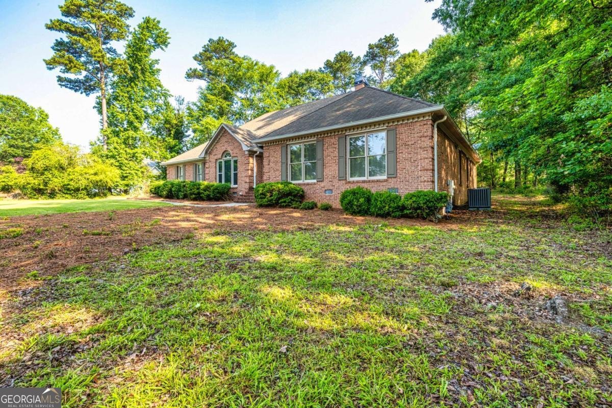 195 Youngs Circle Fayetteville - 2