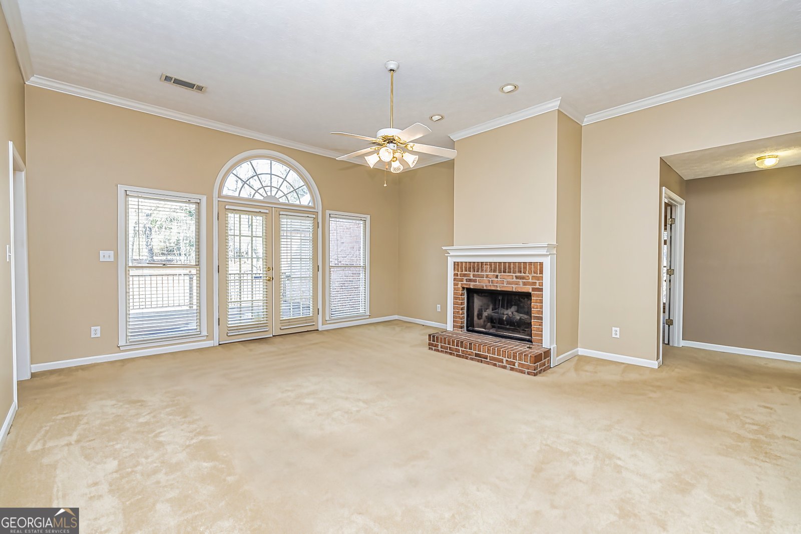 195 Youngs Circle Fayetteville - 22