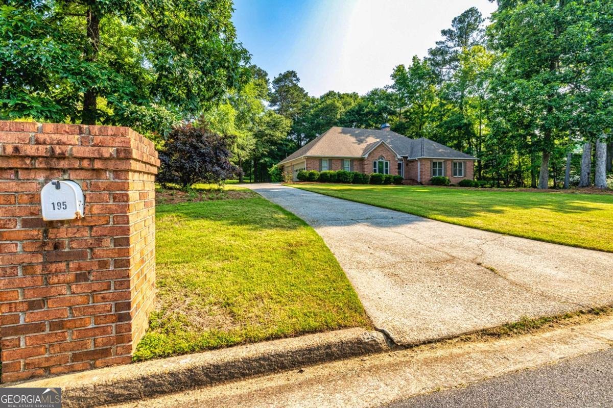 195 Youngs Circle Fayetteville - 5