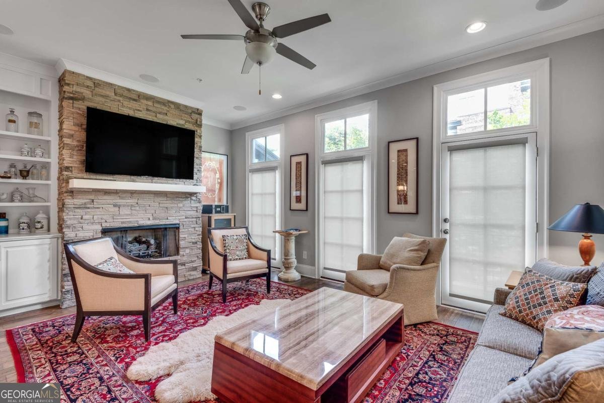 345 Glen Iris Drive Atlanta - 18