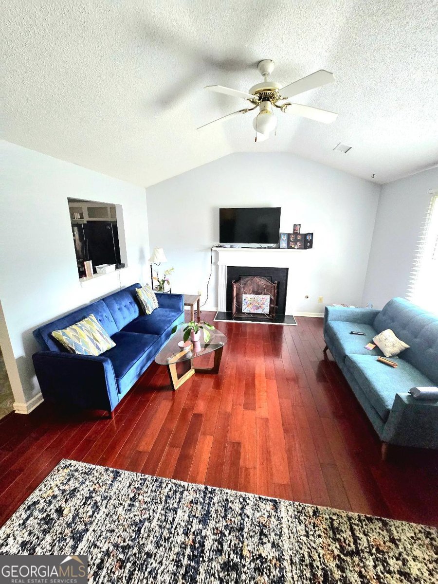 35 Hampton Oaks Drive Hampton - 4
