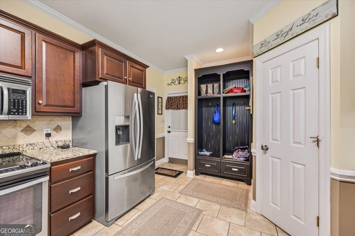 153 Spruce Lane Gray - 10