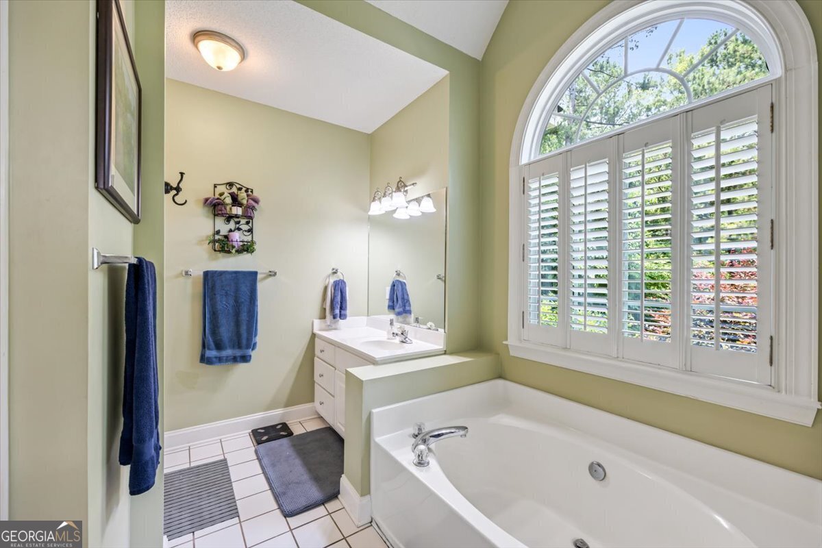 153 Spruce Lane Gray - 18