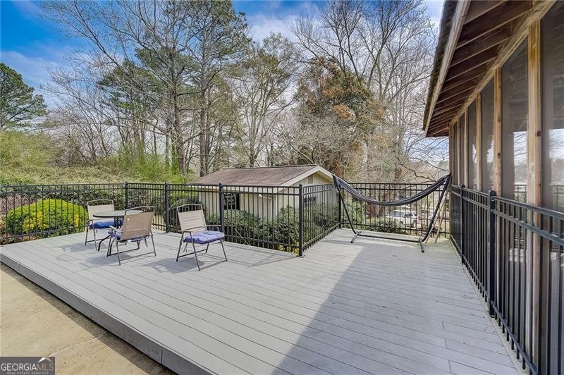 202 HEIGHTS Place Canton - 40