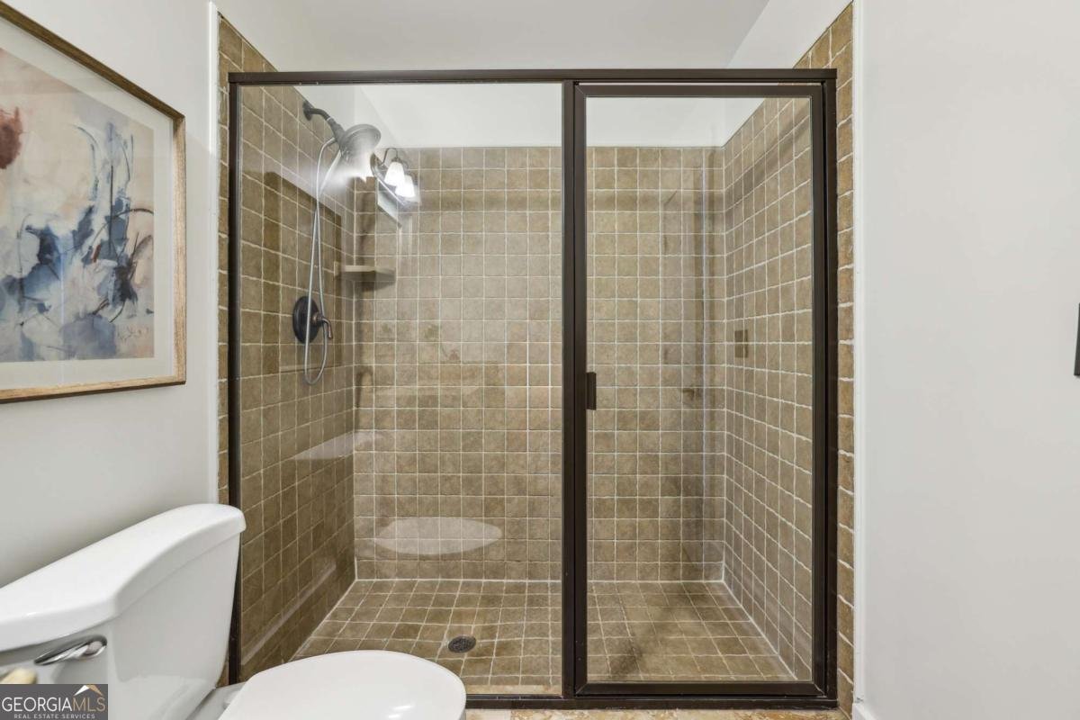 1592 Braeburn Drive Atlanta - 19