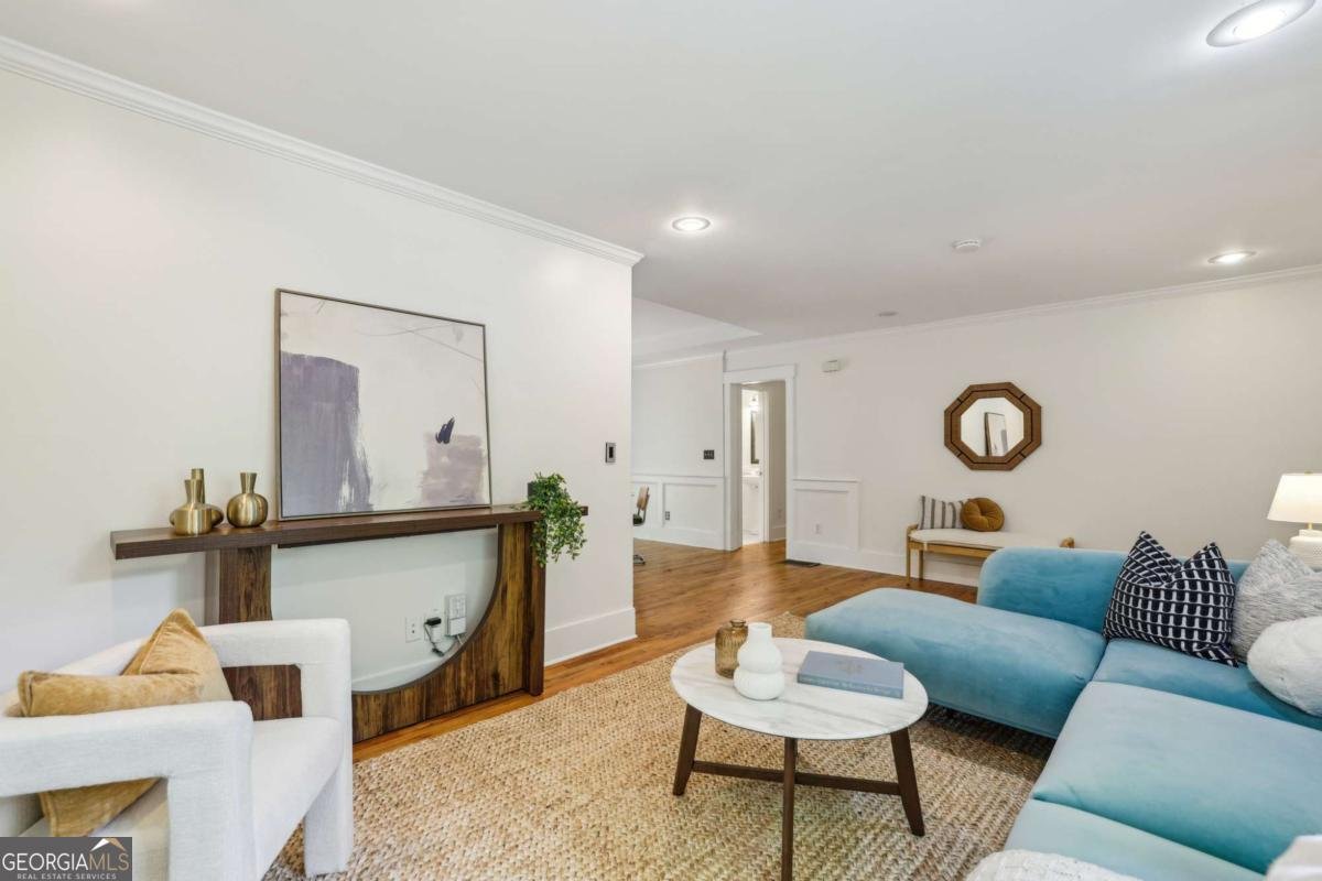 1592 Braeburn Drive Atlanta - 8