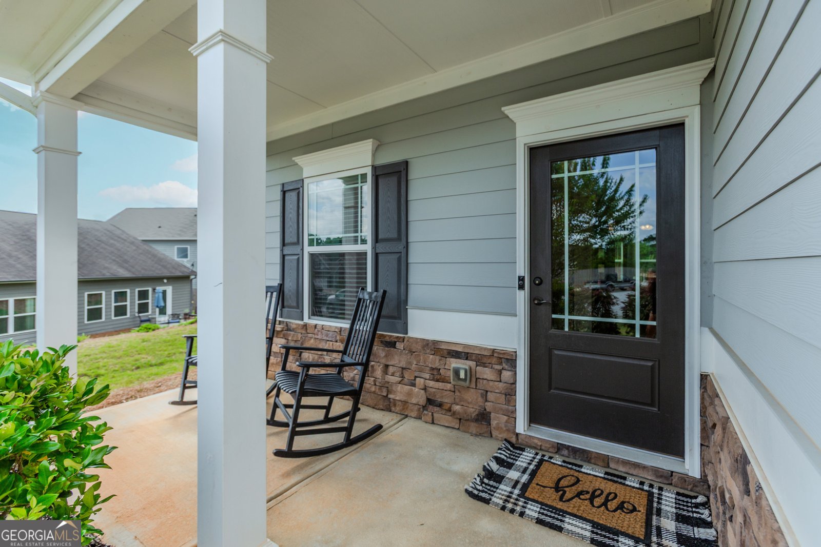 1243 Glenville Court Hoschton - 2