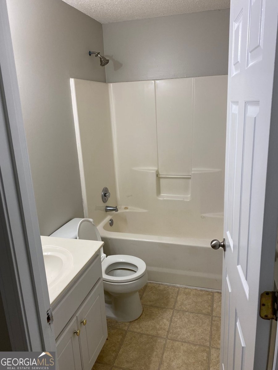 5119 HILL FARM Drive Woodstock - 5