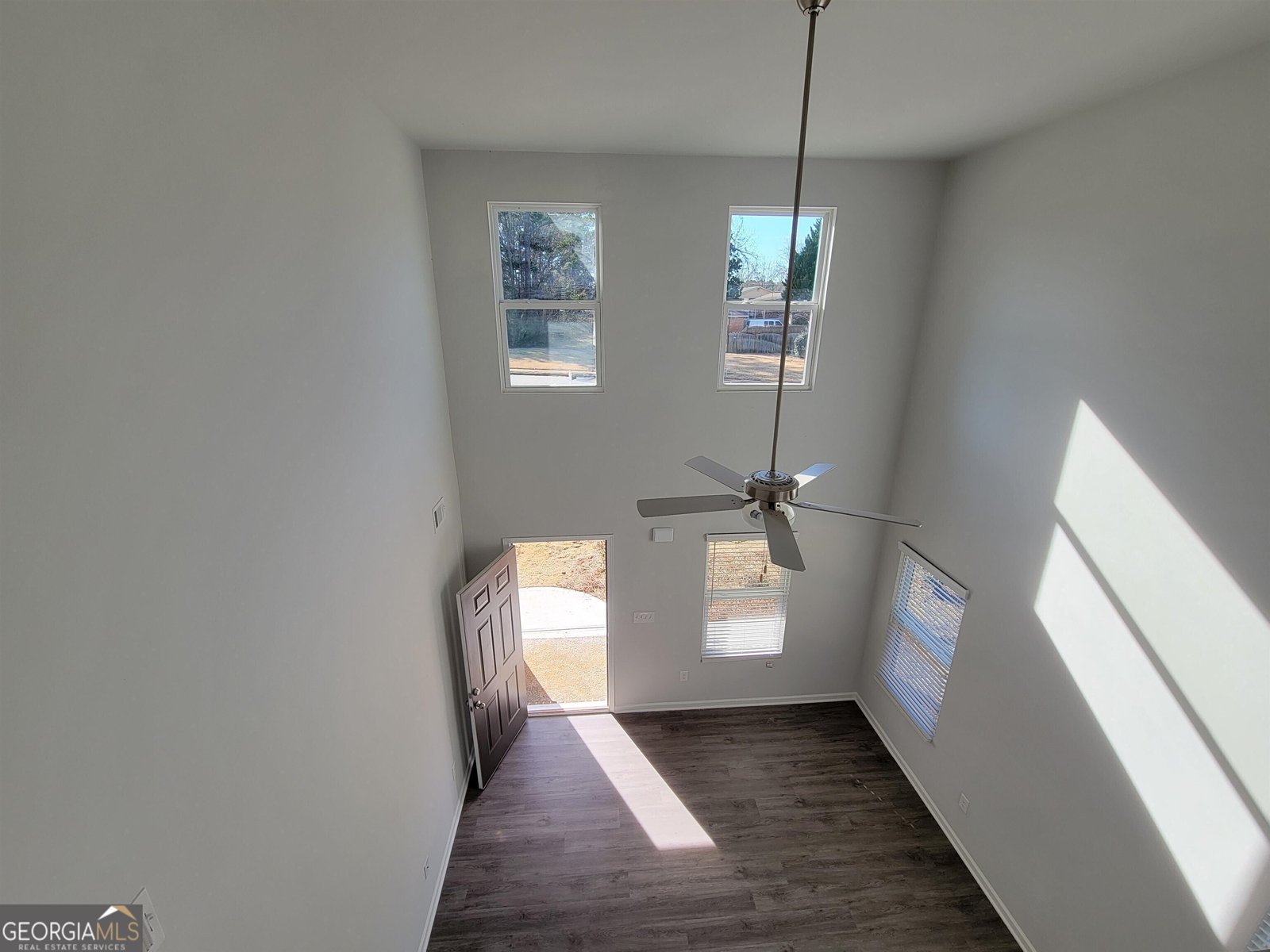 735 Cherokee Rose Bremen - 29