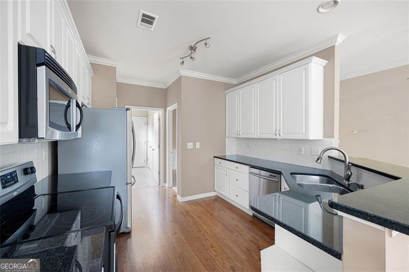 795 LAKE MEDLOCK Alpharetta - 16