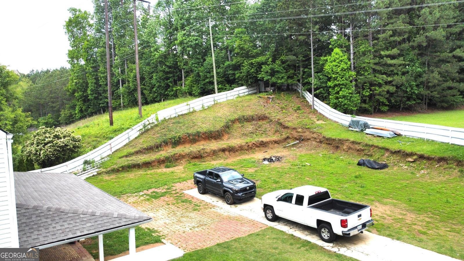 1087 Yellow River Drive Lawrenceville - 27
