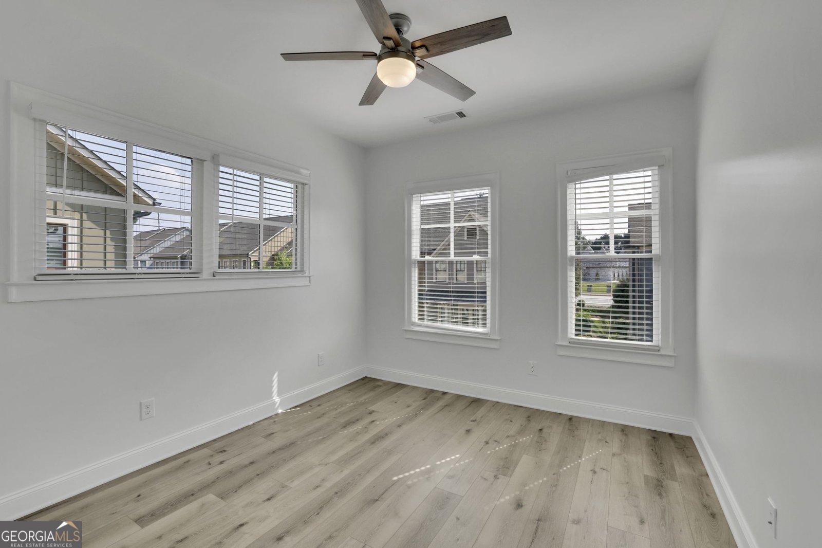 113 Quinn Way Milton - 33