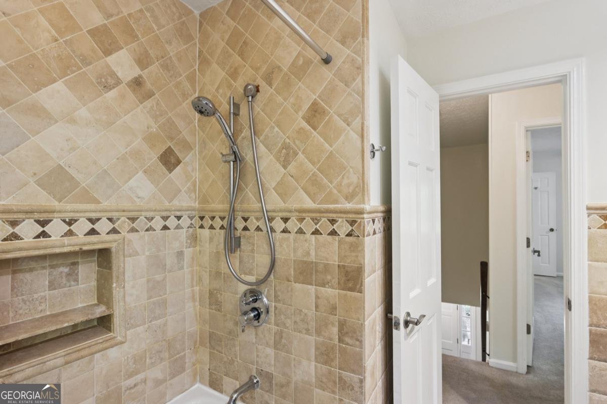5240 Arrie Way Atlanta - 28