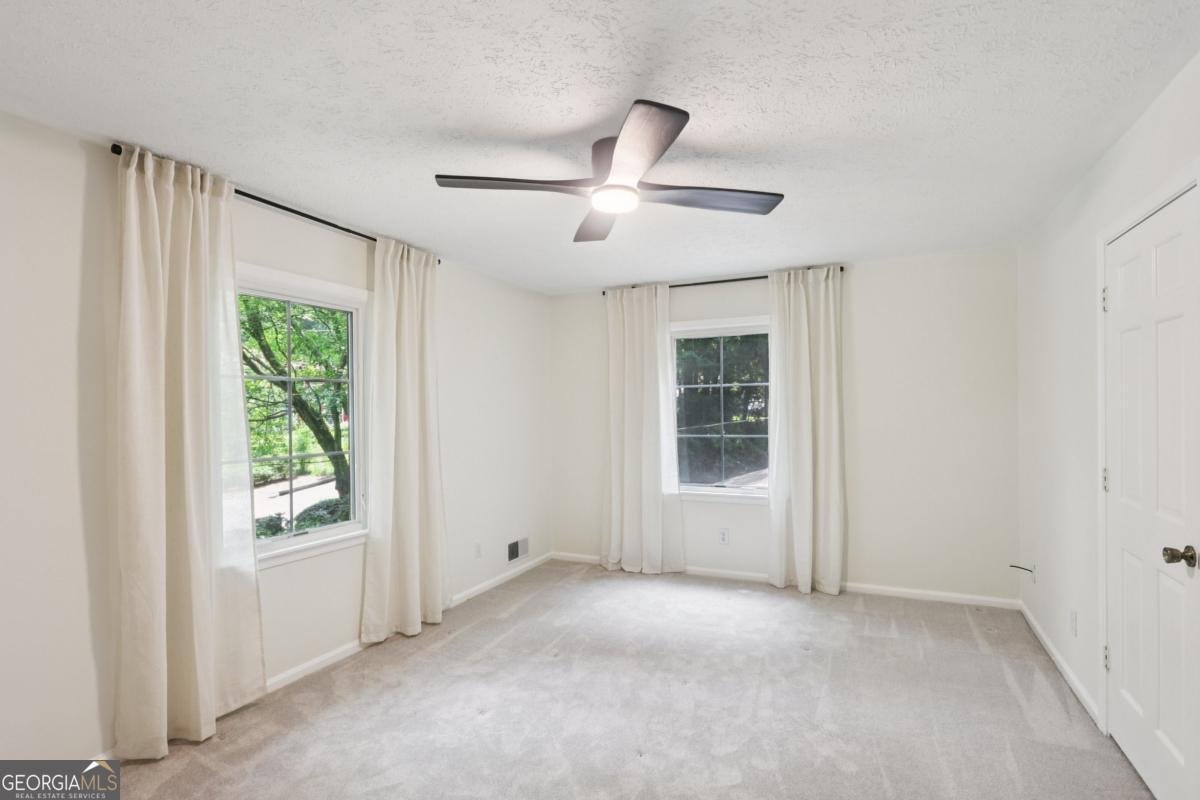 5240 Arrie Way Atlanta - 30