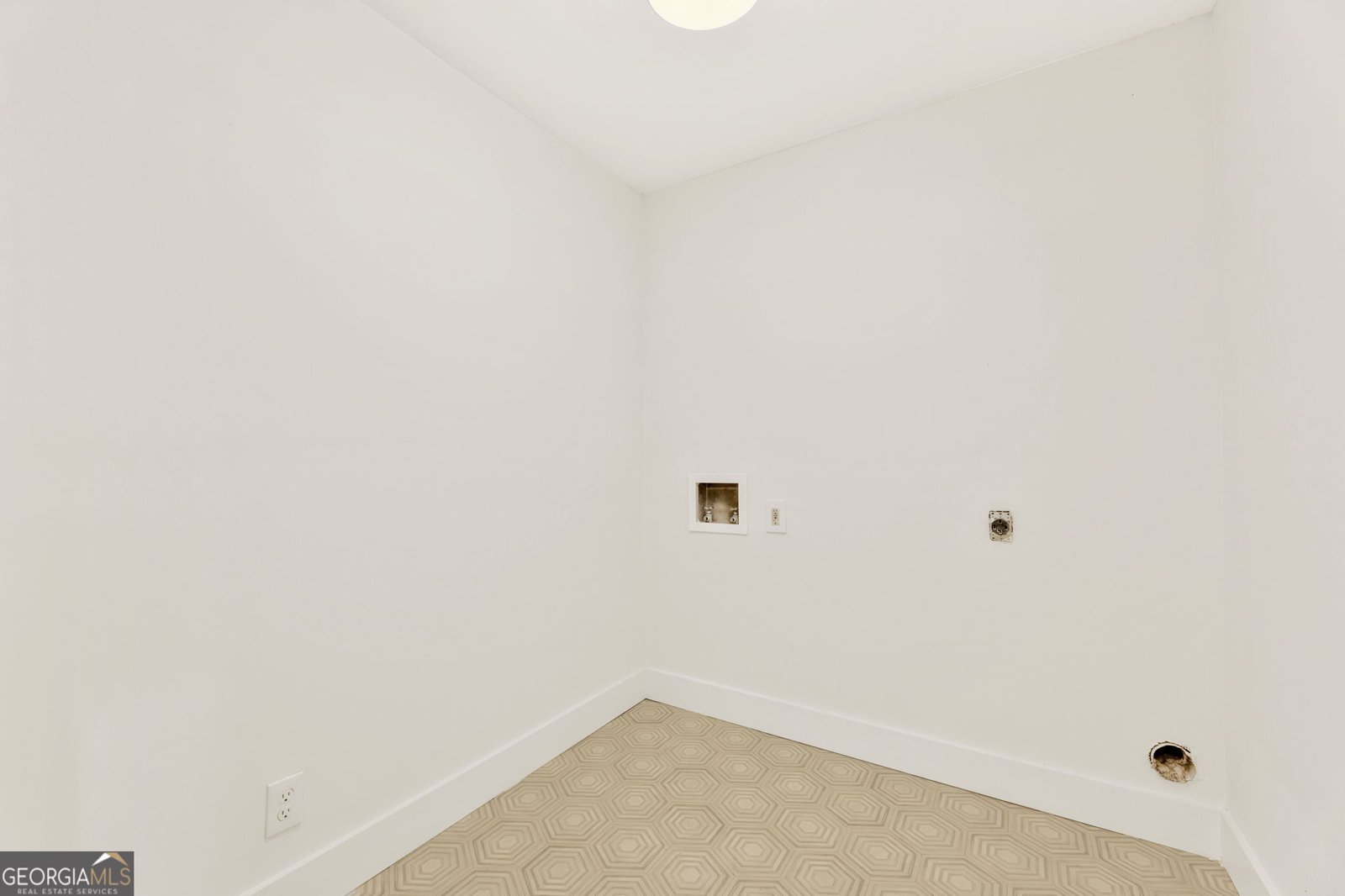 5296 Amhurst Drive Peachtree Corners - 17