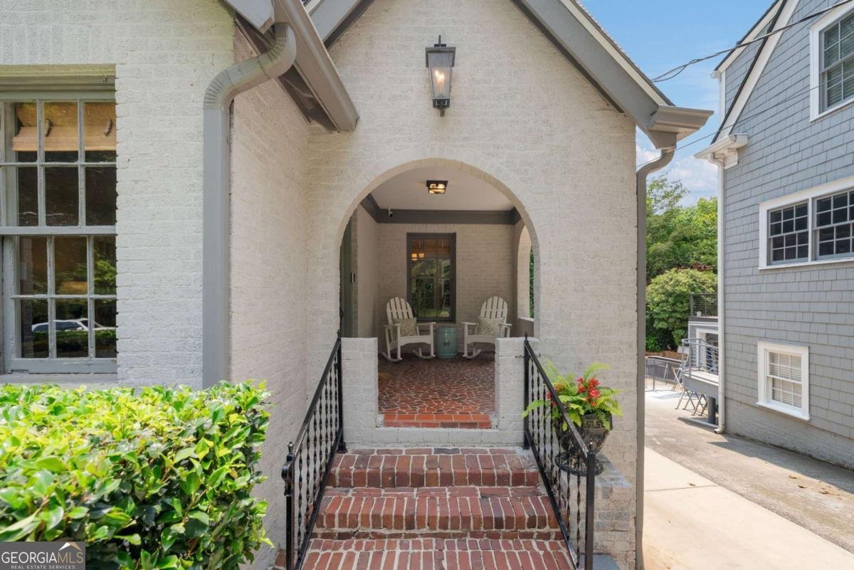 1748 Pelham Road Atlanta - 3