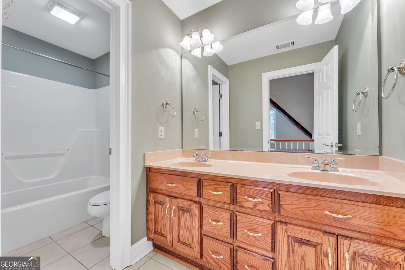 242 Pristine Cove Hartwell - 32