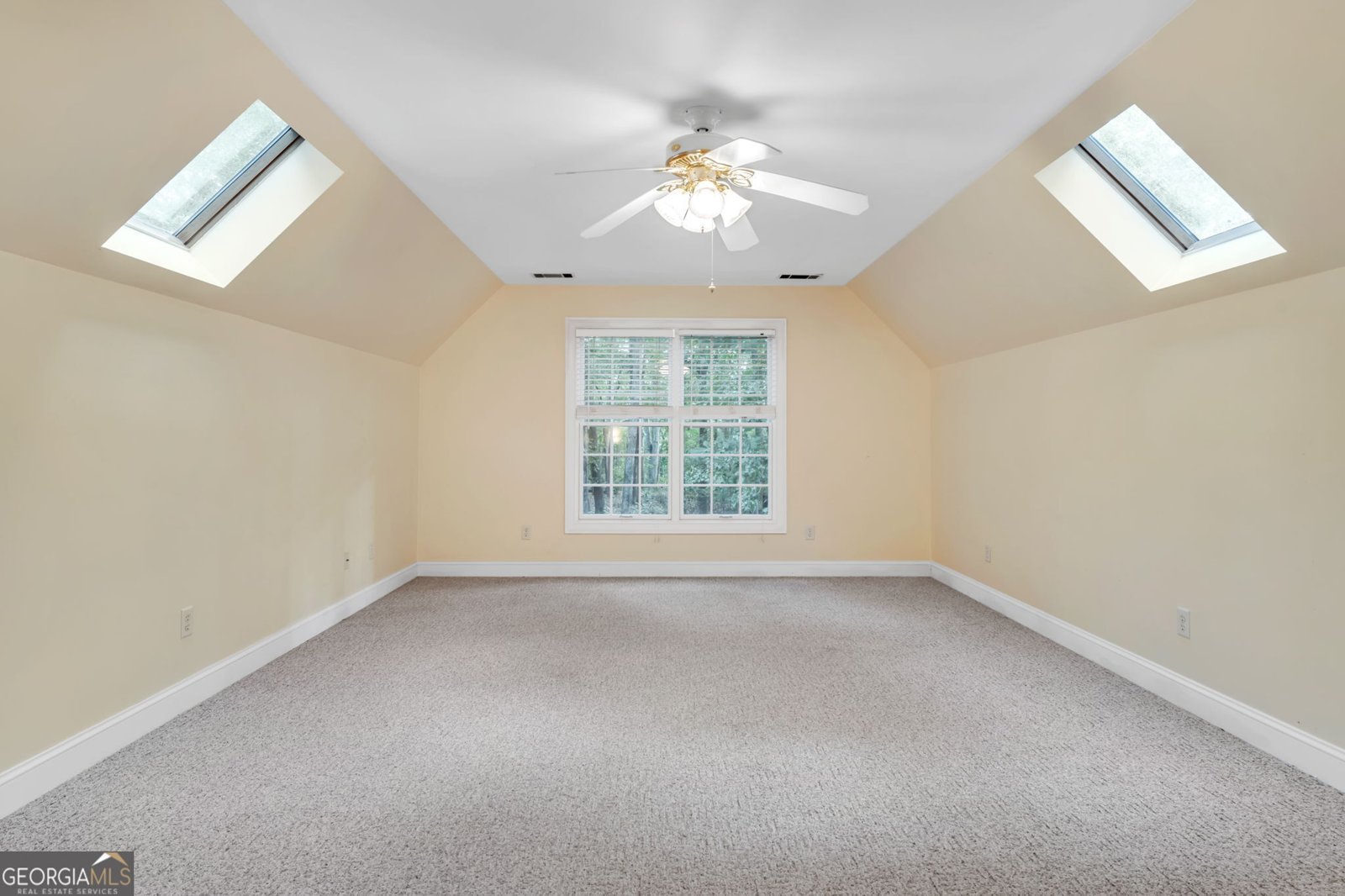 242 Pristine Cove Hartwell - 36
