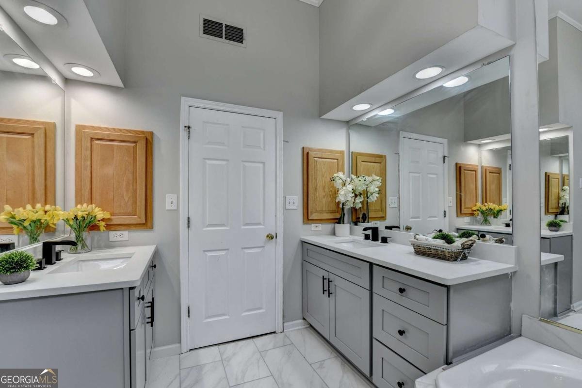 4901 Briarleigh Chase Mableton - 12