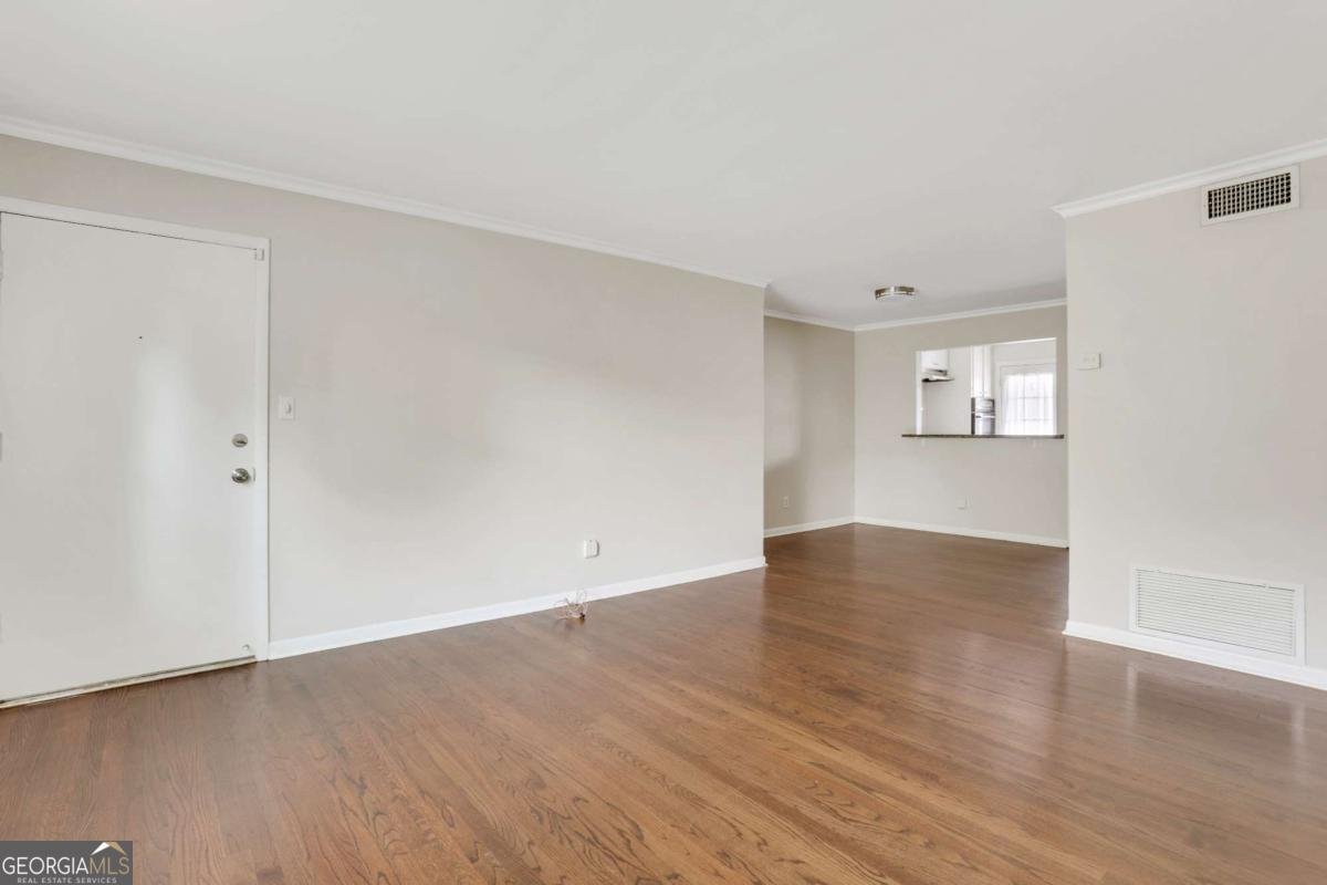 4282 Roswell Road Atlanta - 10