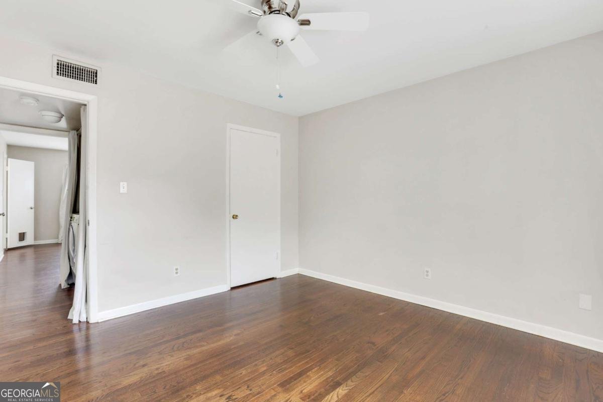 4282 Roswell Road Atlanta - 17