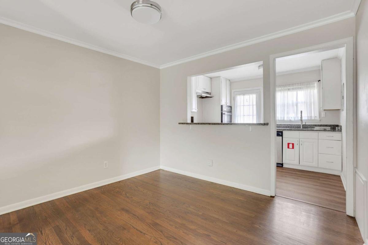 4282 Roswell Road Atlanta - 9