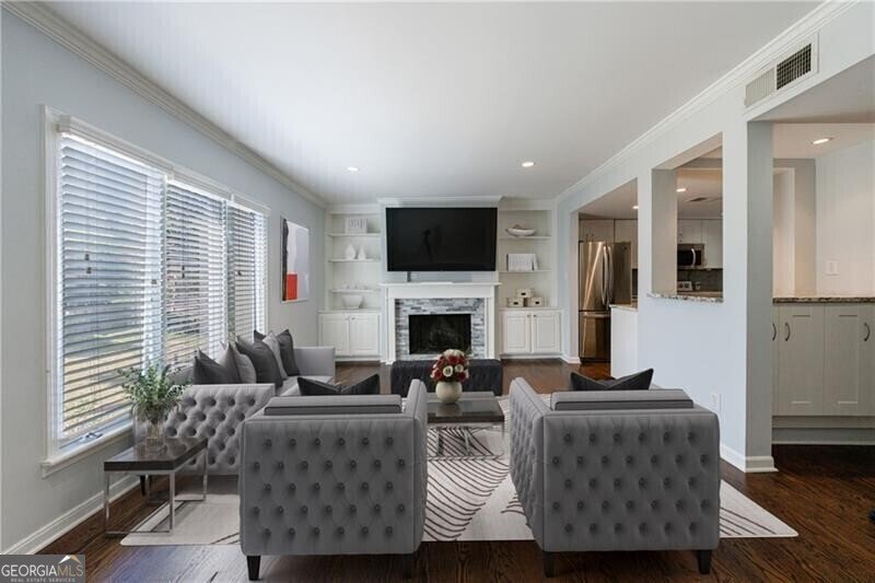 13 Ivy Square Atlanta - 2