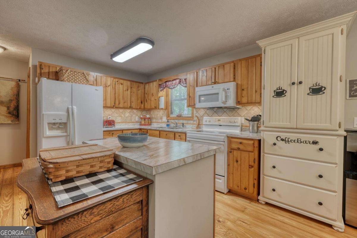 92 Holly Cove Circle Blairsville - 21