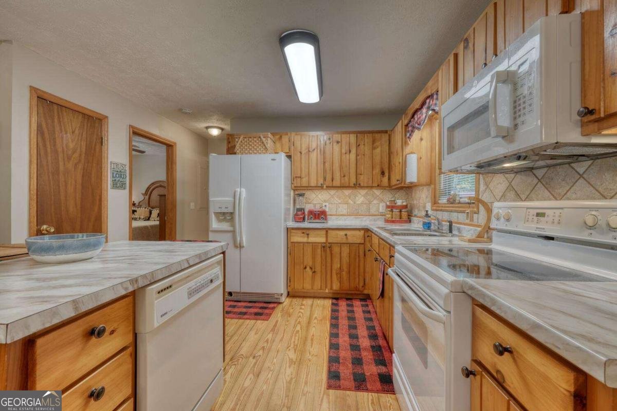 92 Holly Cove Circle Blairsville - 24