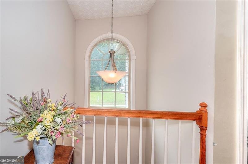 2314 Robin Dr. Loganville - 33