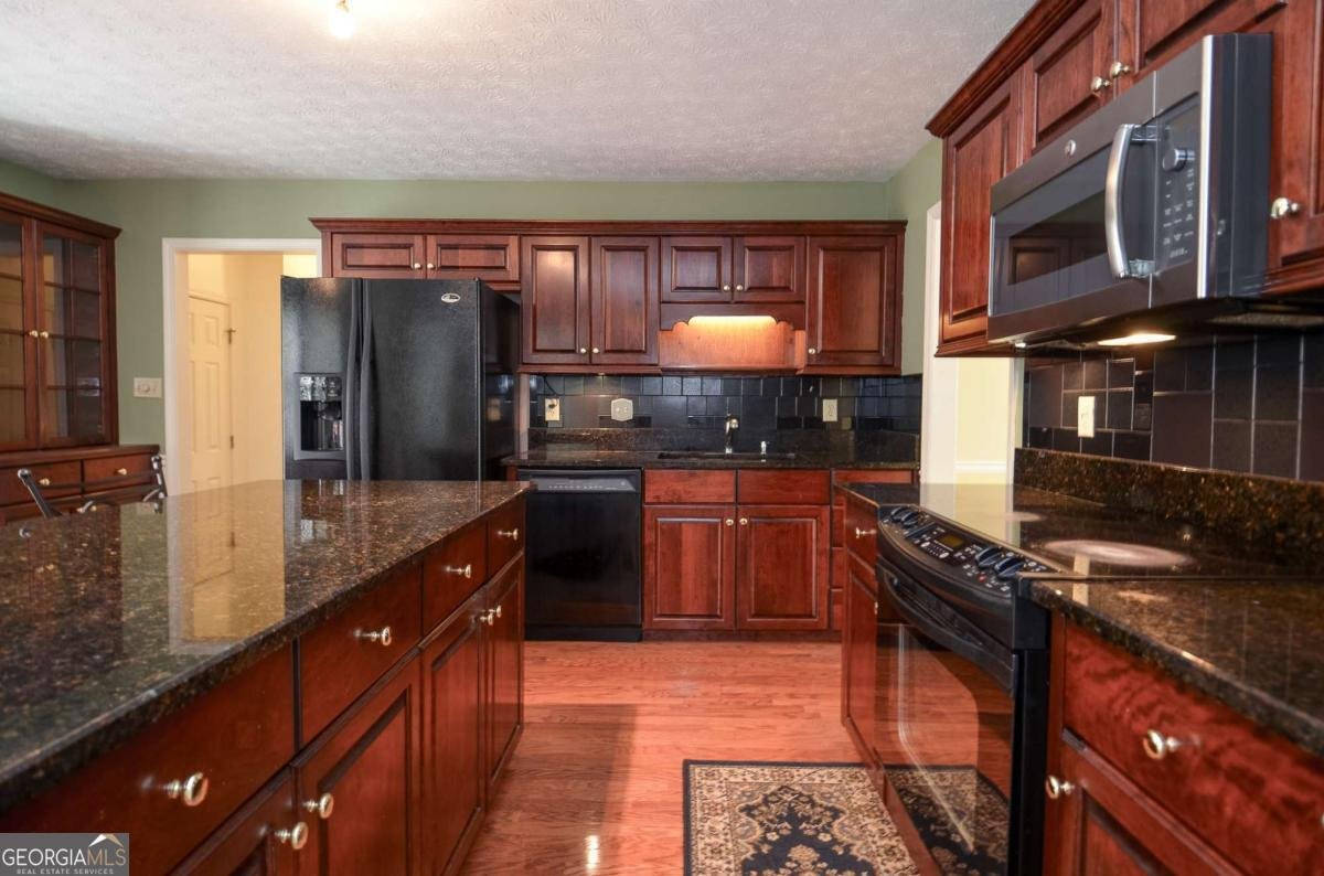 930 Cedar Bluff Trail Lilburn - 15