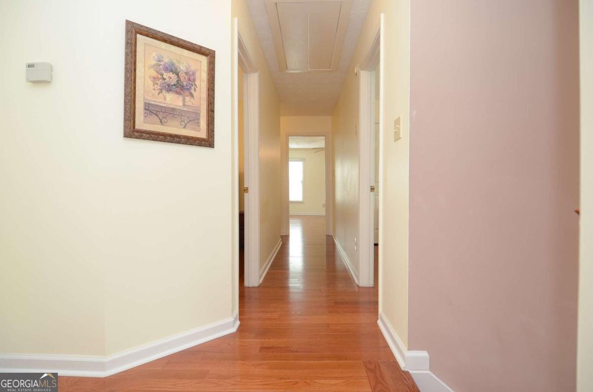 930 Cedar Bluff Trail Lilburn - 32