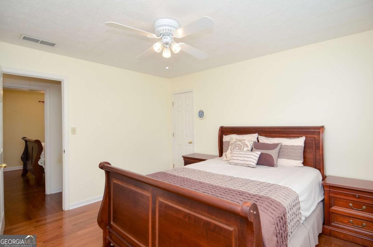 930 Cedar Bluff Trail Lilburn - 34