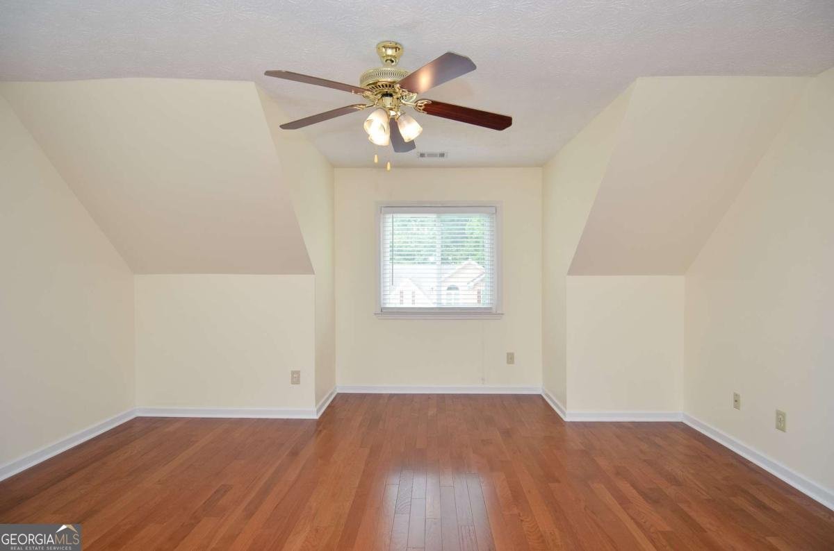 930 Cedar Bluff Trail Lilburn - 39