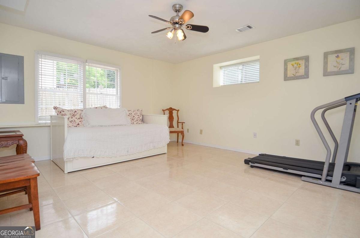 930 Cedar Bluff Trail Lilburn - 46
