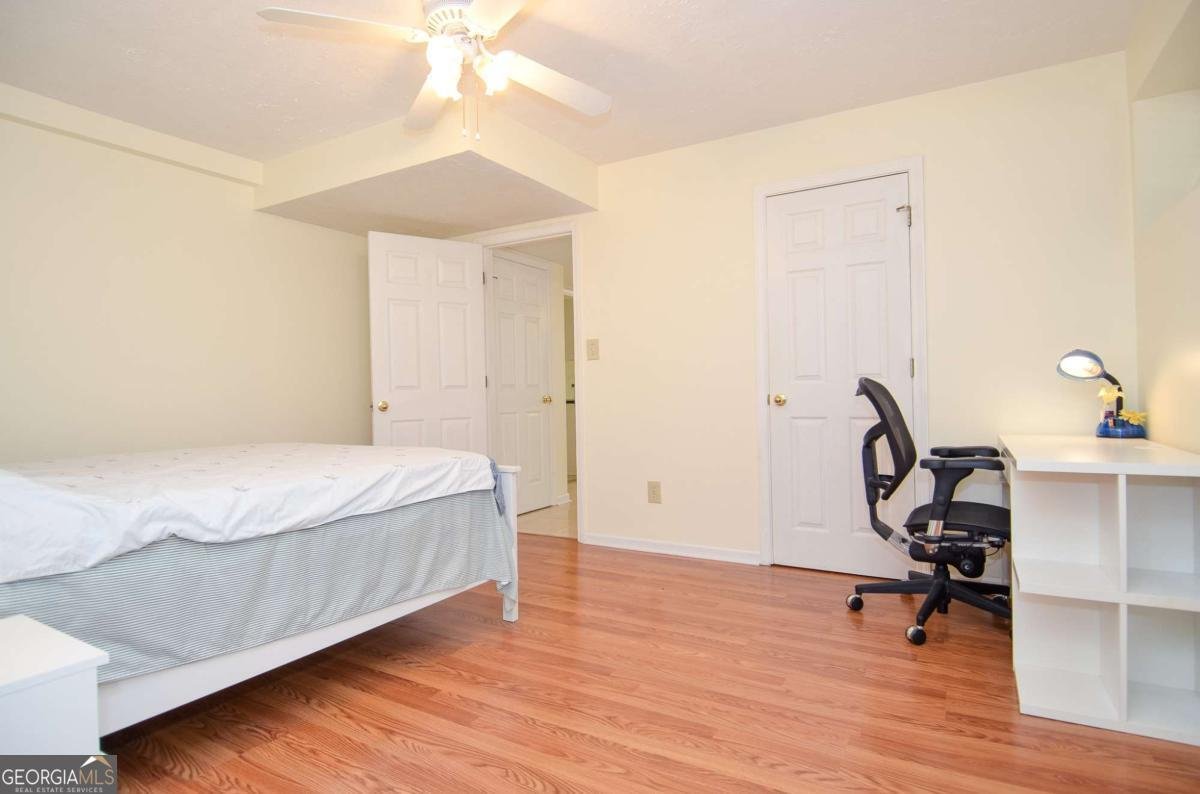 930 Cedar Bluff Trail Lilburn - 50