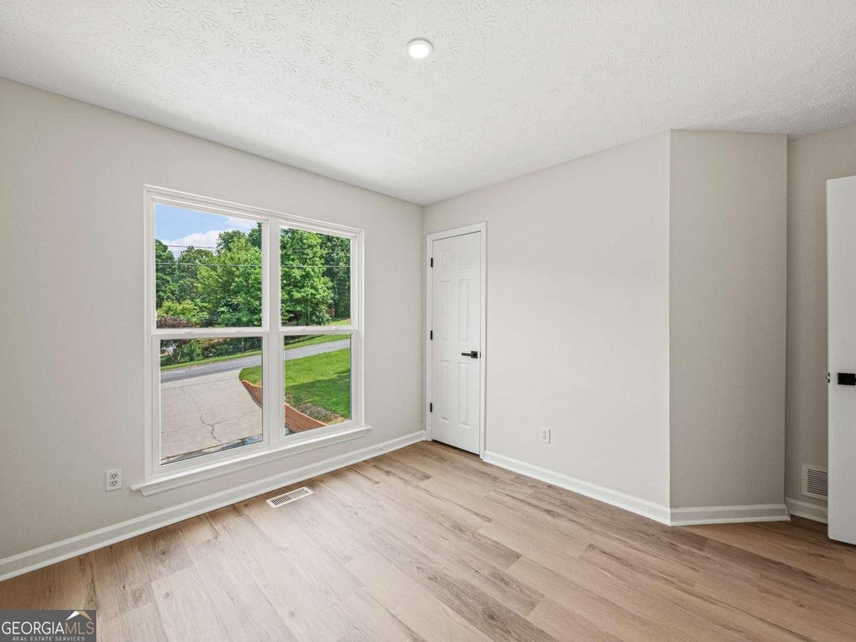 6213 Ivy Springs Drive Flowery Branch - 23