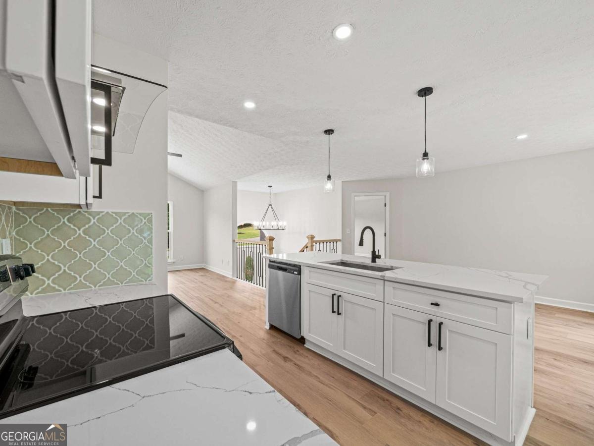 6213 Ivy Springs Drive Flowery Branch - 35
