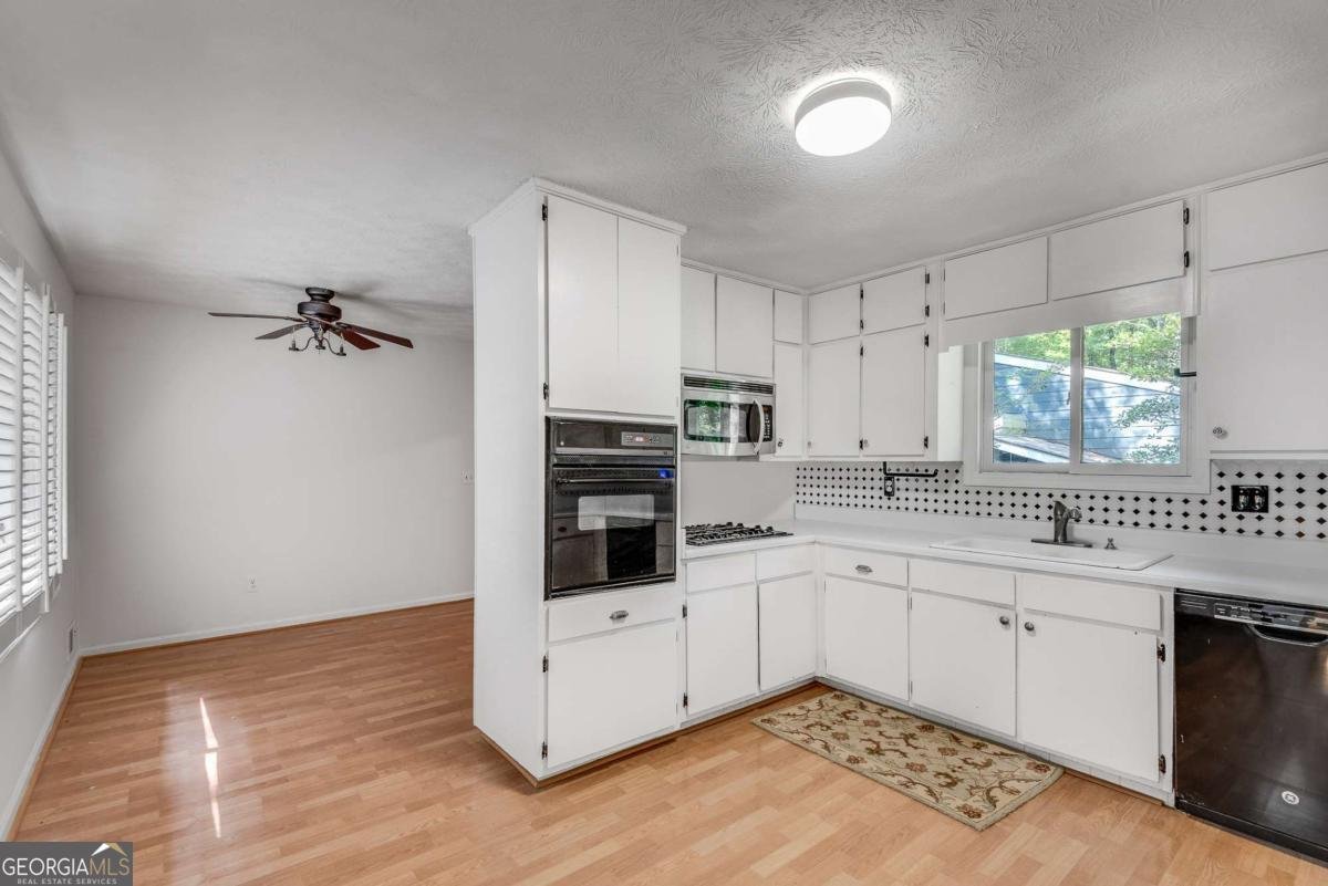 235 Trailmore Court Roswell - 15